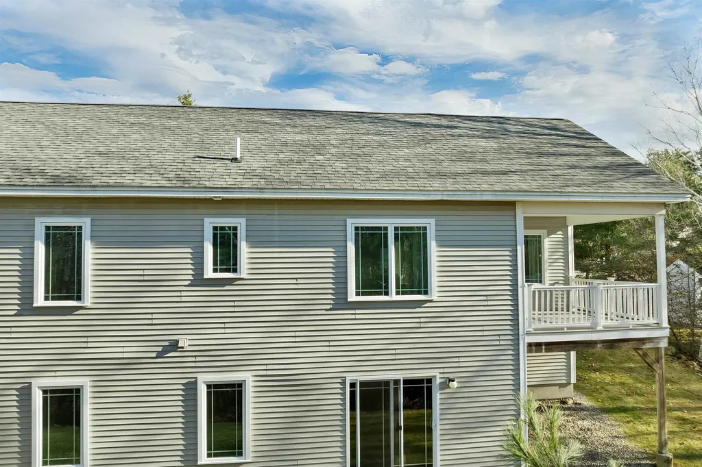 3 Evergreen Way Windham NH 03087