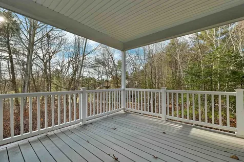 3 Evergreen Way Windham NH 03087