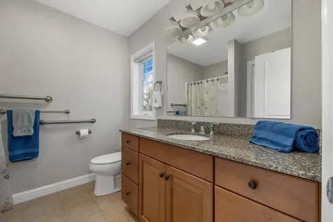 3 Evergreen Way Windham NH 03087