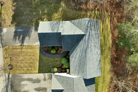 3 Evergreen Way Windham NH 03087