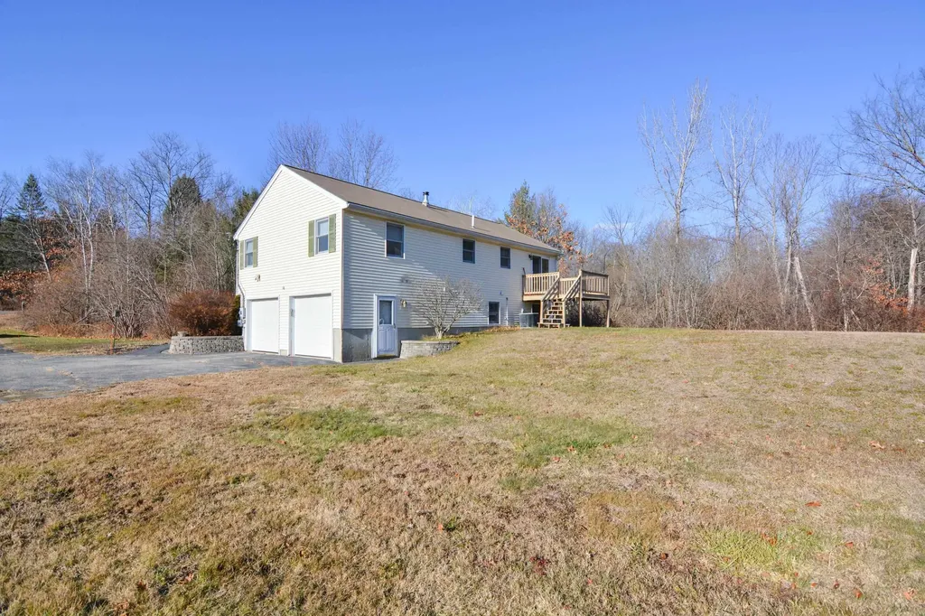 508 Mammoth Road Pelham NH 03076