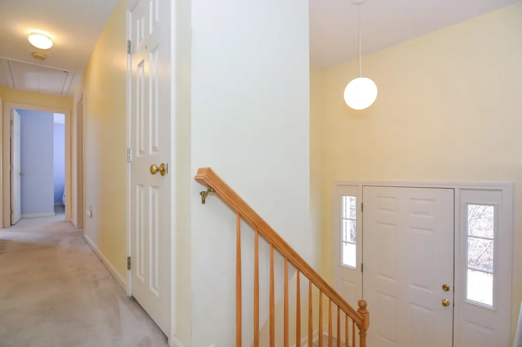 508 Mammoth Road Pelham NH 03076