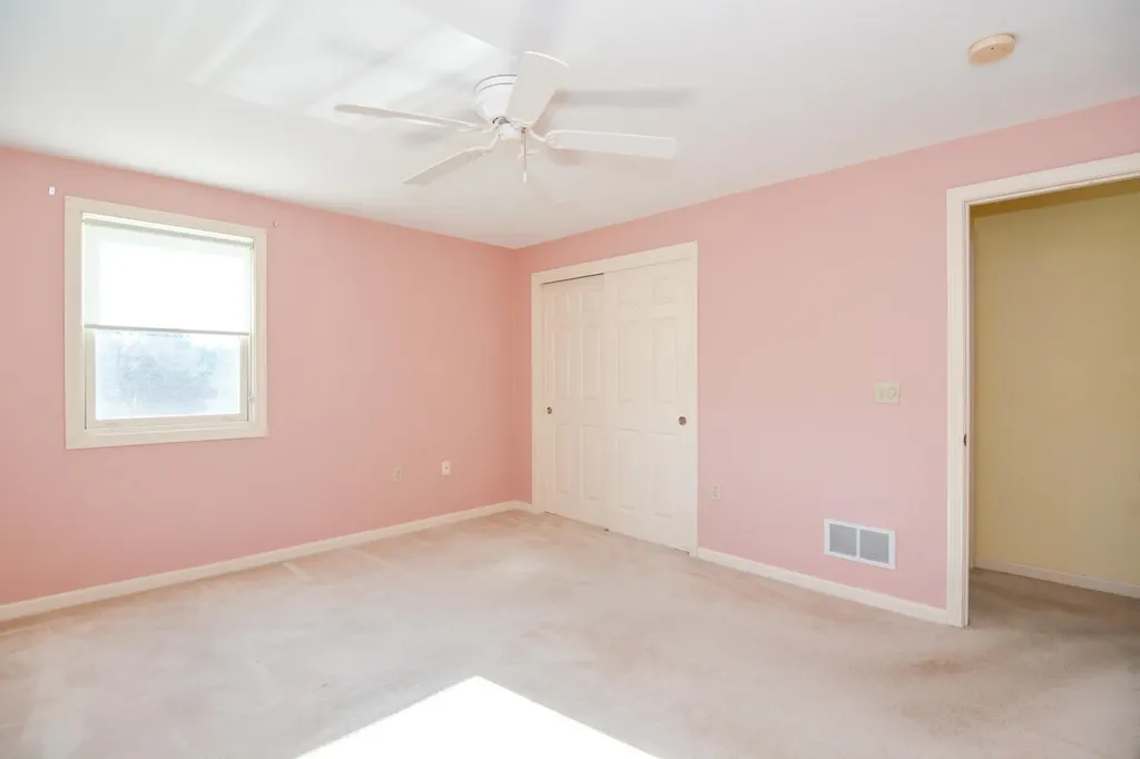 508 Mammoth Road Pelham NH 03076