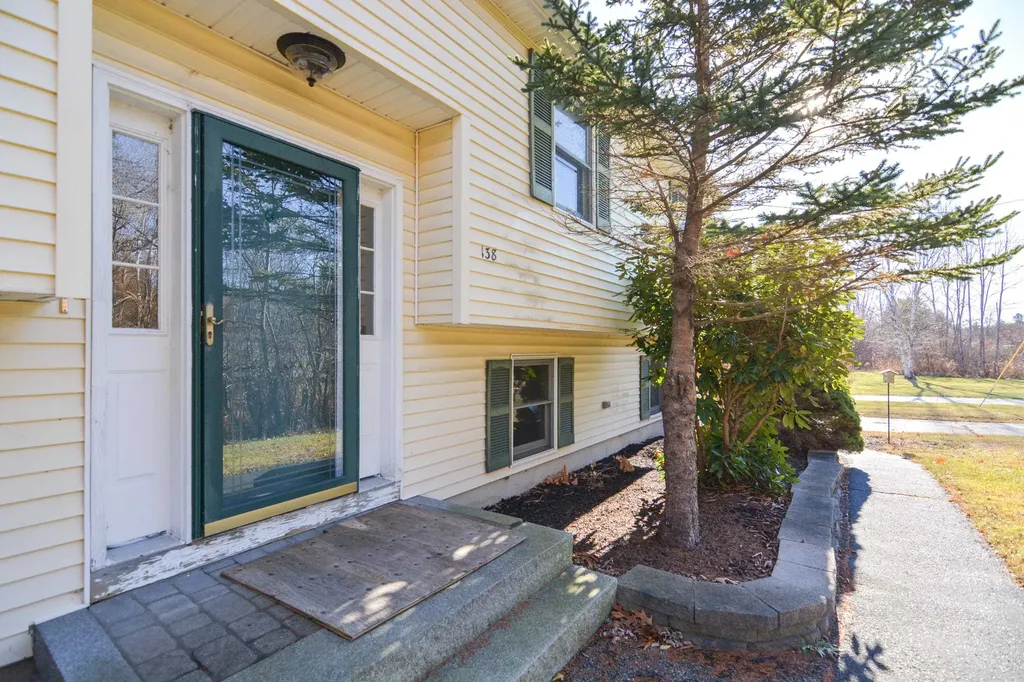 508 Mammoth Road Pelham NH 03076