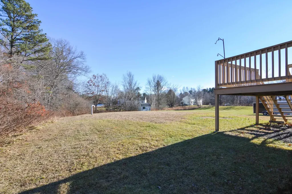 508 Mammoth Road Pelham NH 03076
