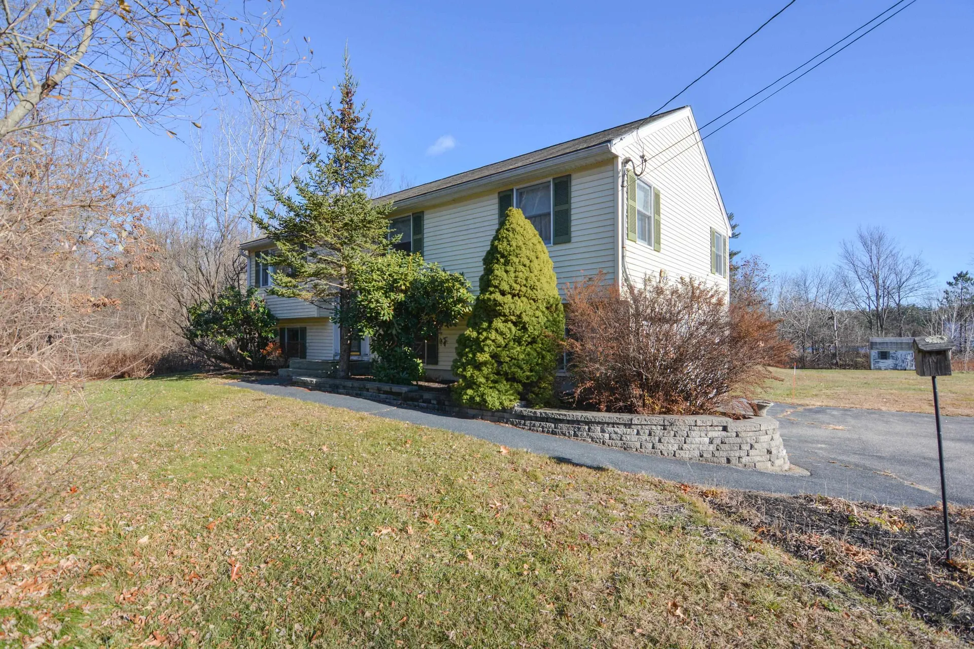 508 Mammoth Road Pelham NH 03076