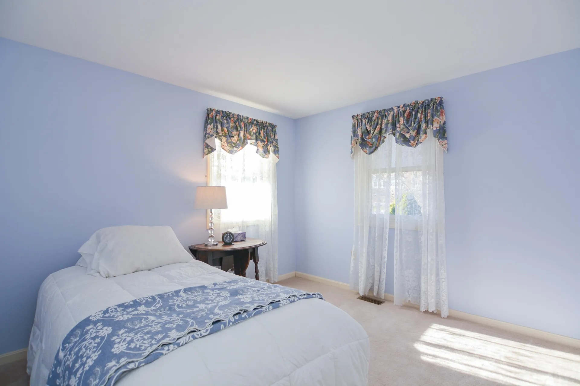 508 Mammoth Road Pelham NH 03076