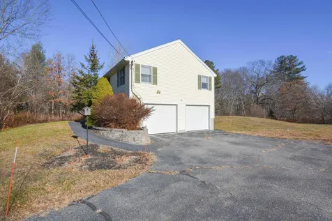 508 Mammoth Road Pelham NH 03076