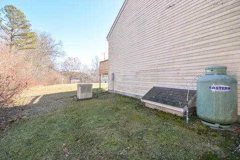508 Mammoth Road Pelham NH 03076