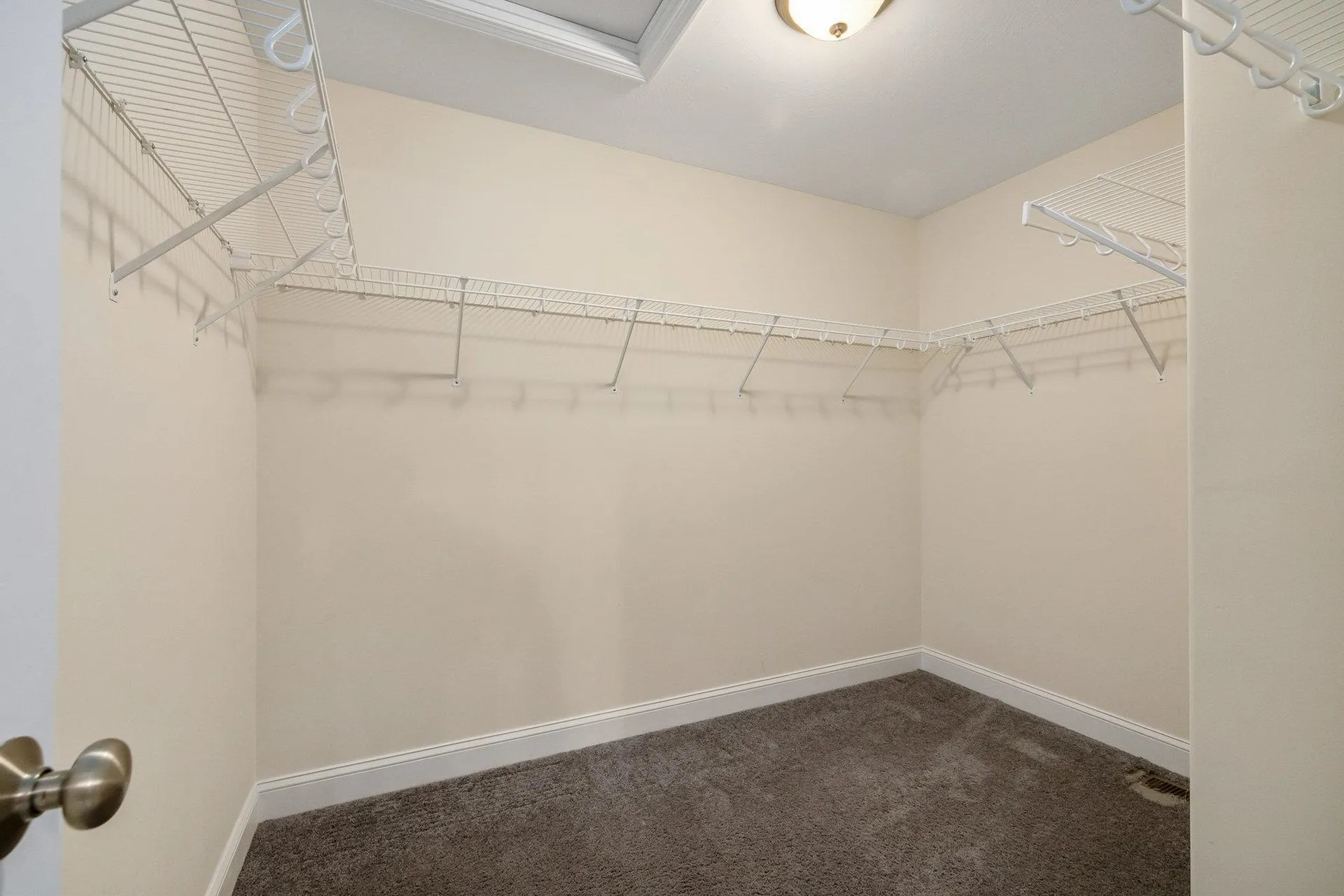 3 Wilson Way Brentwood NH 03833