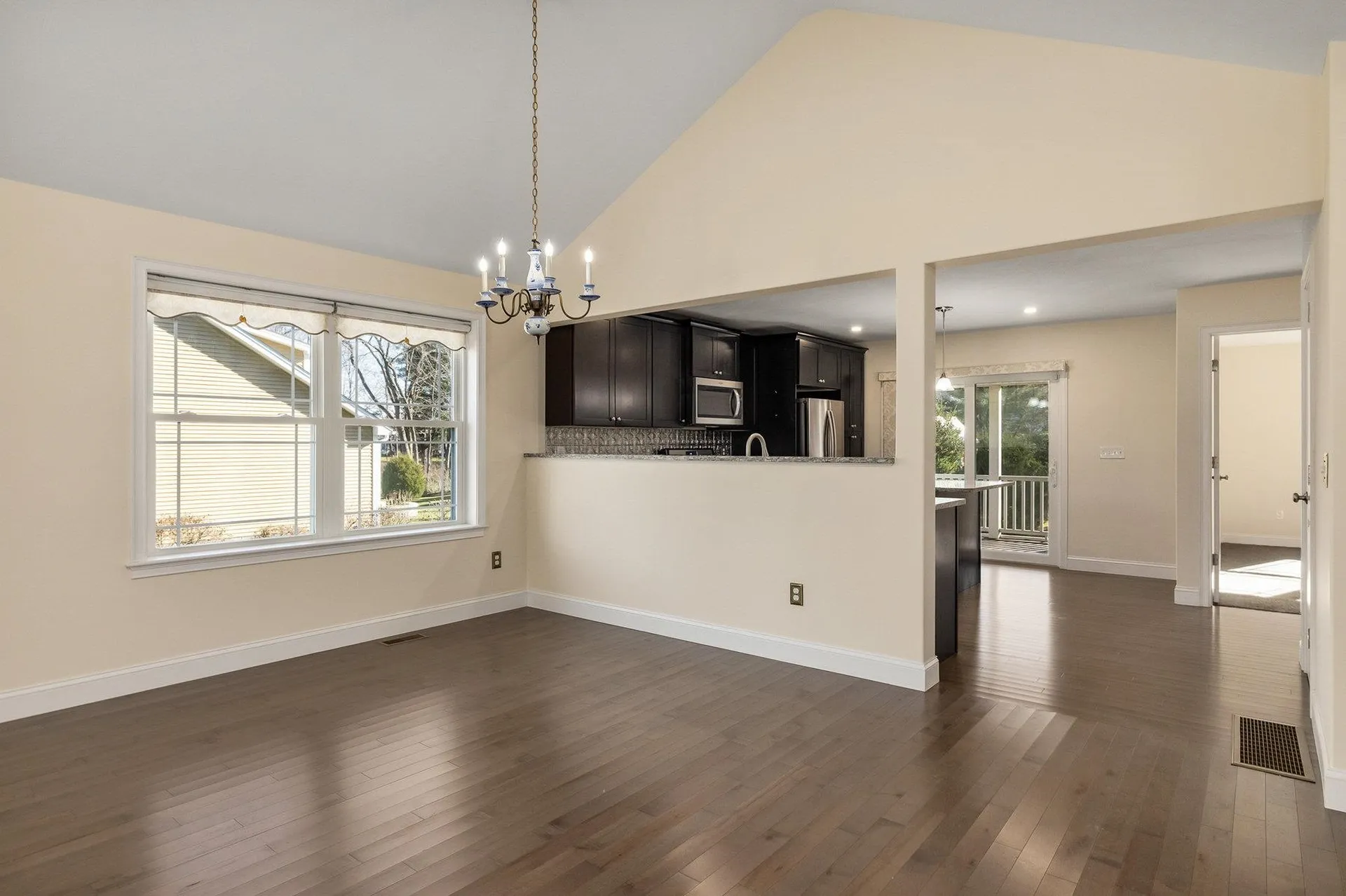 3 Wilson Way Brentwood NH 03833