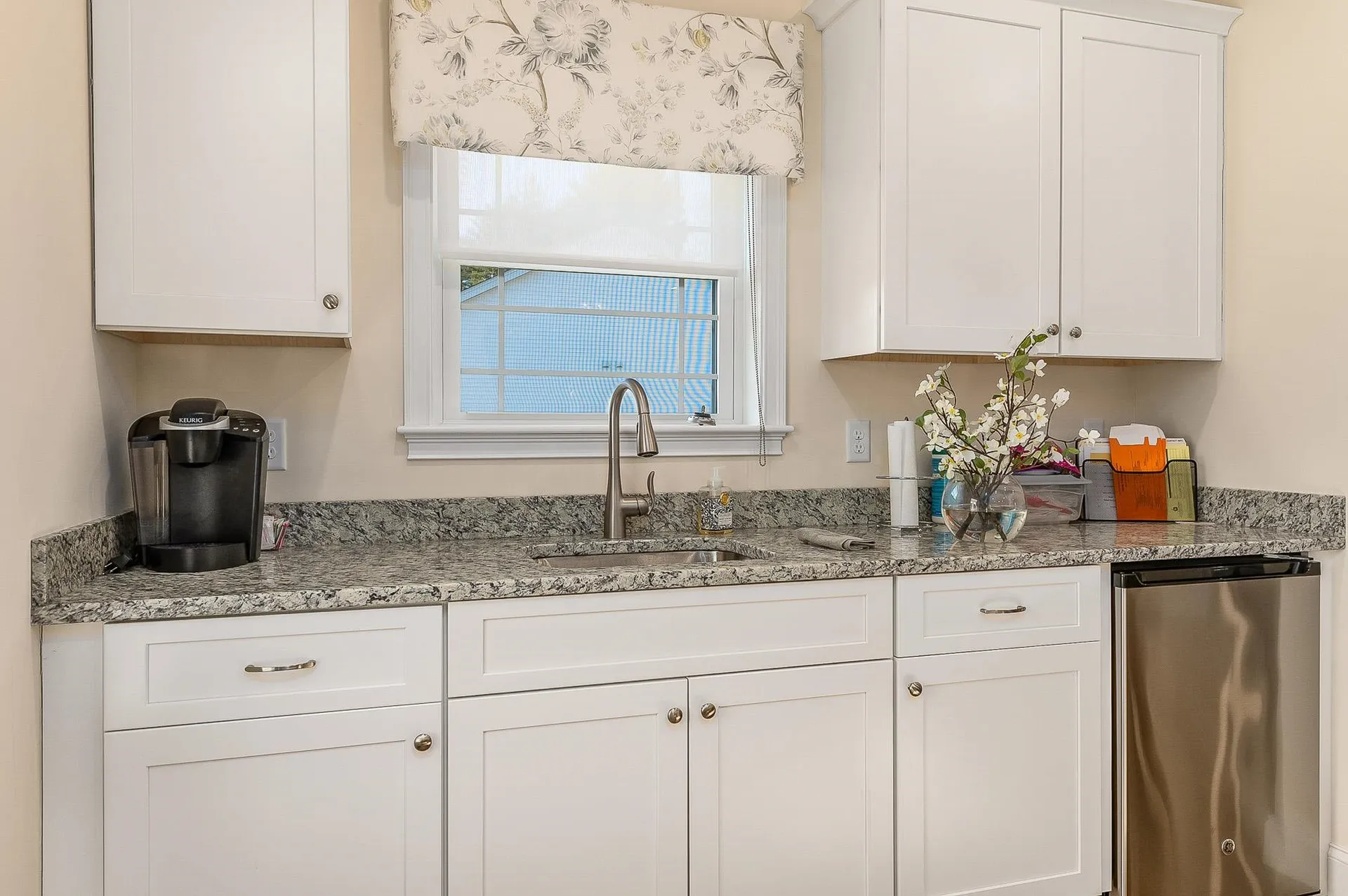 3 Wilson Way Brentwood NH 03833