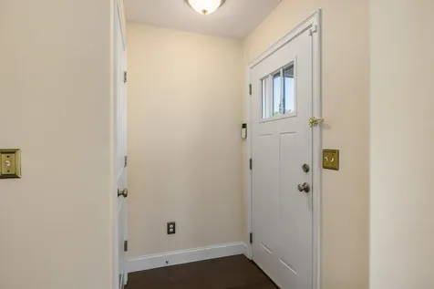 3 Wilson Way Brentwood NH 03833