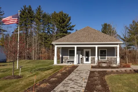 3 Wilson Way Brentwood NH 03833