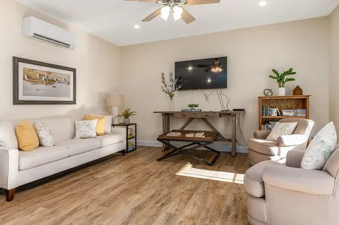 3 Wilson Way Brentwood NH 03833