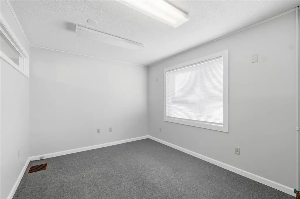 938-950 Shelburne Road South Burlington VT 05403