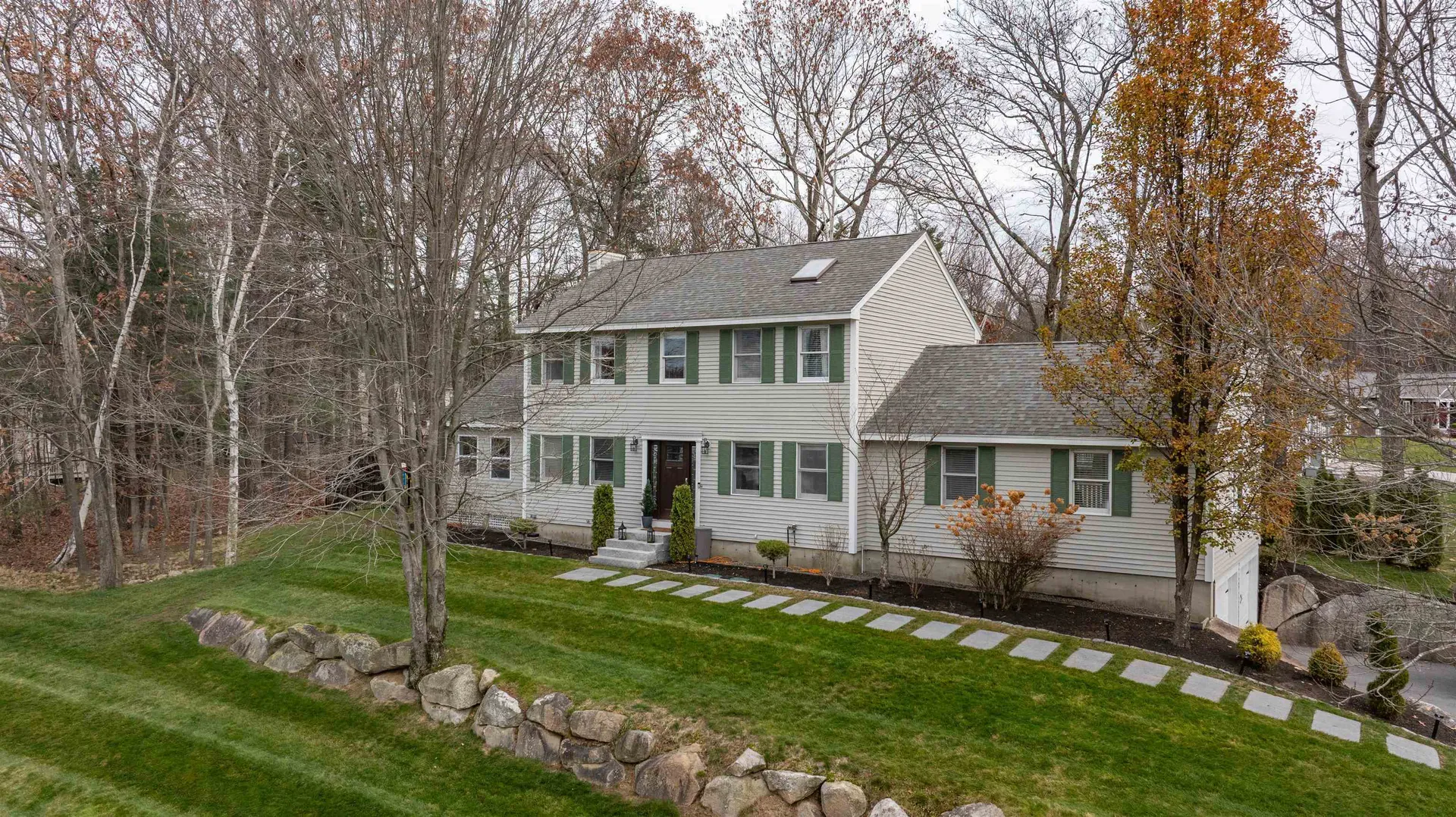 34 Lindsay Road Hooksett NH 03106