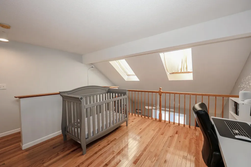 39 Bartemus Trail Nashua NH 03063