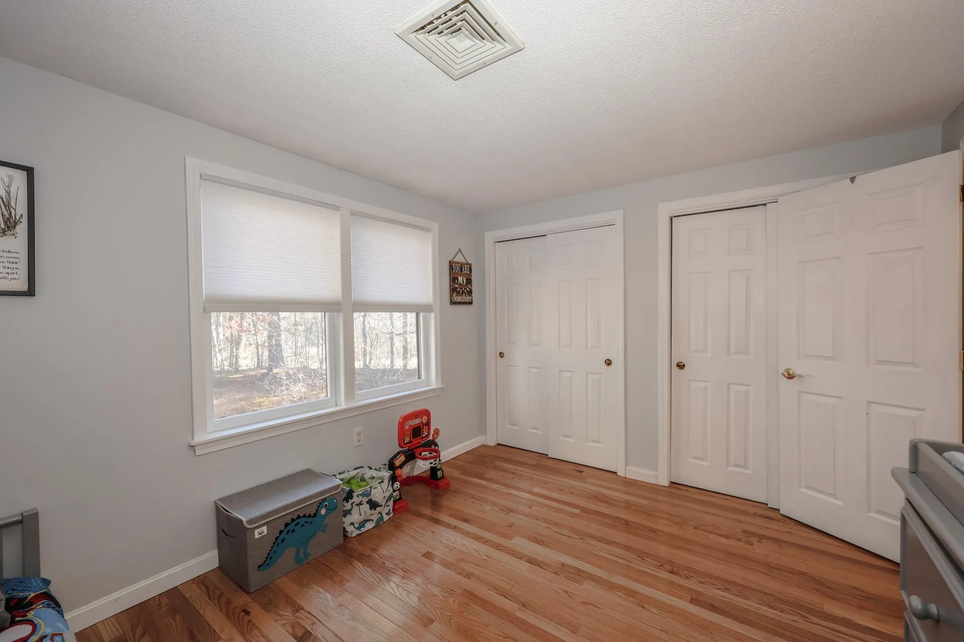 39 Bartemus Trail Nashua NH 03063