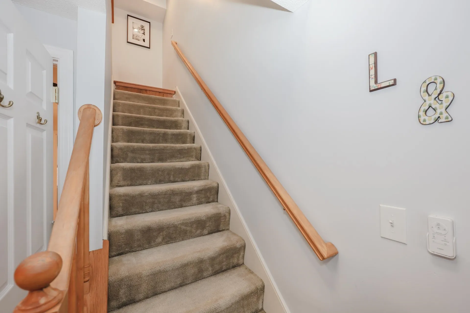 39 Bartemus Trail Nashua NH 03063