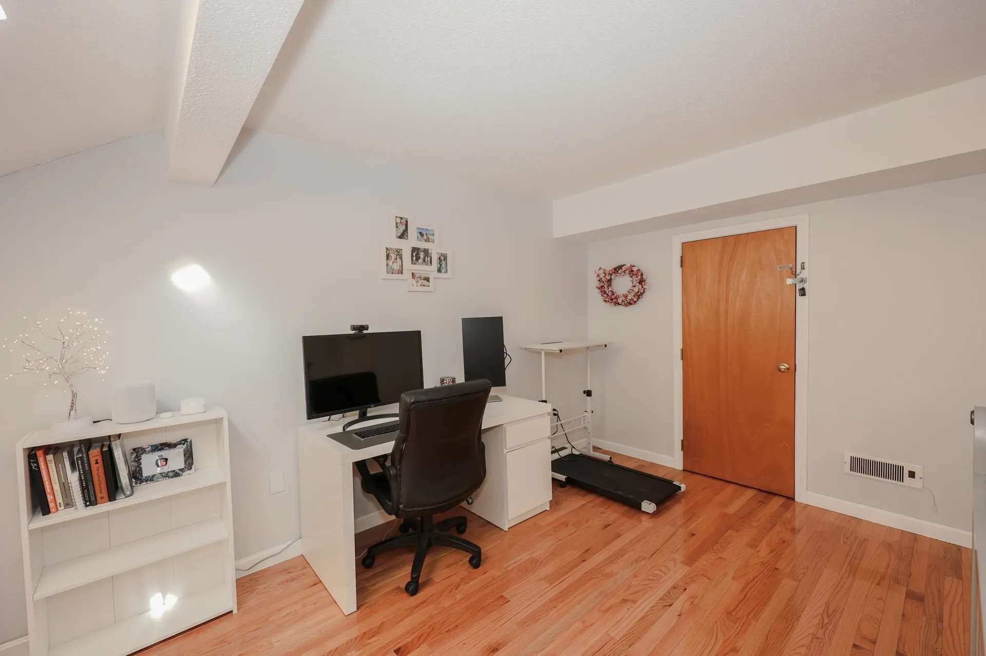 39 Bartemus Trail Nashua NH 03063