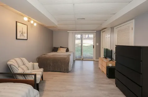 39 Bartemus Trail Nashua NH 03063