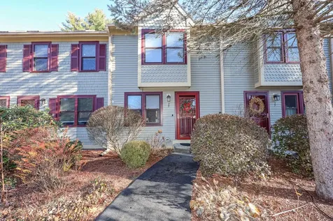 39 Bartemus Trail Nashua NH 03063