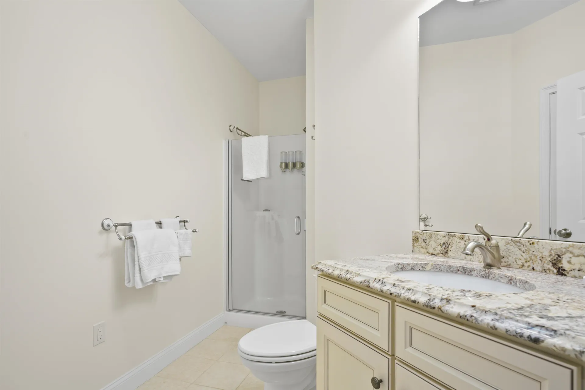 5 Sterling Hill Lane Exeter NH 03833