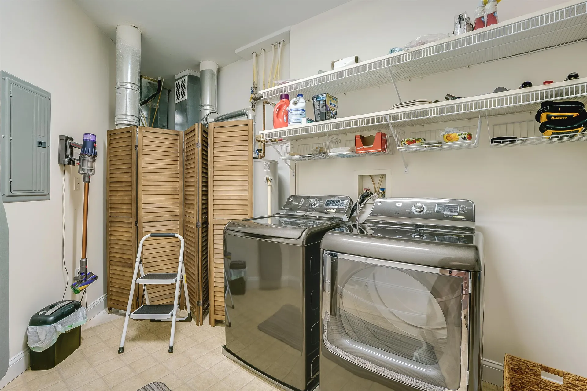 5 Sterling Hill Lane Exeter NH 03833