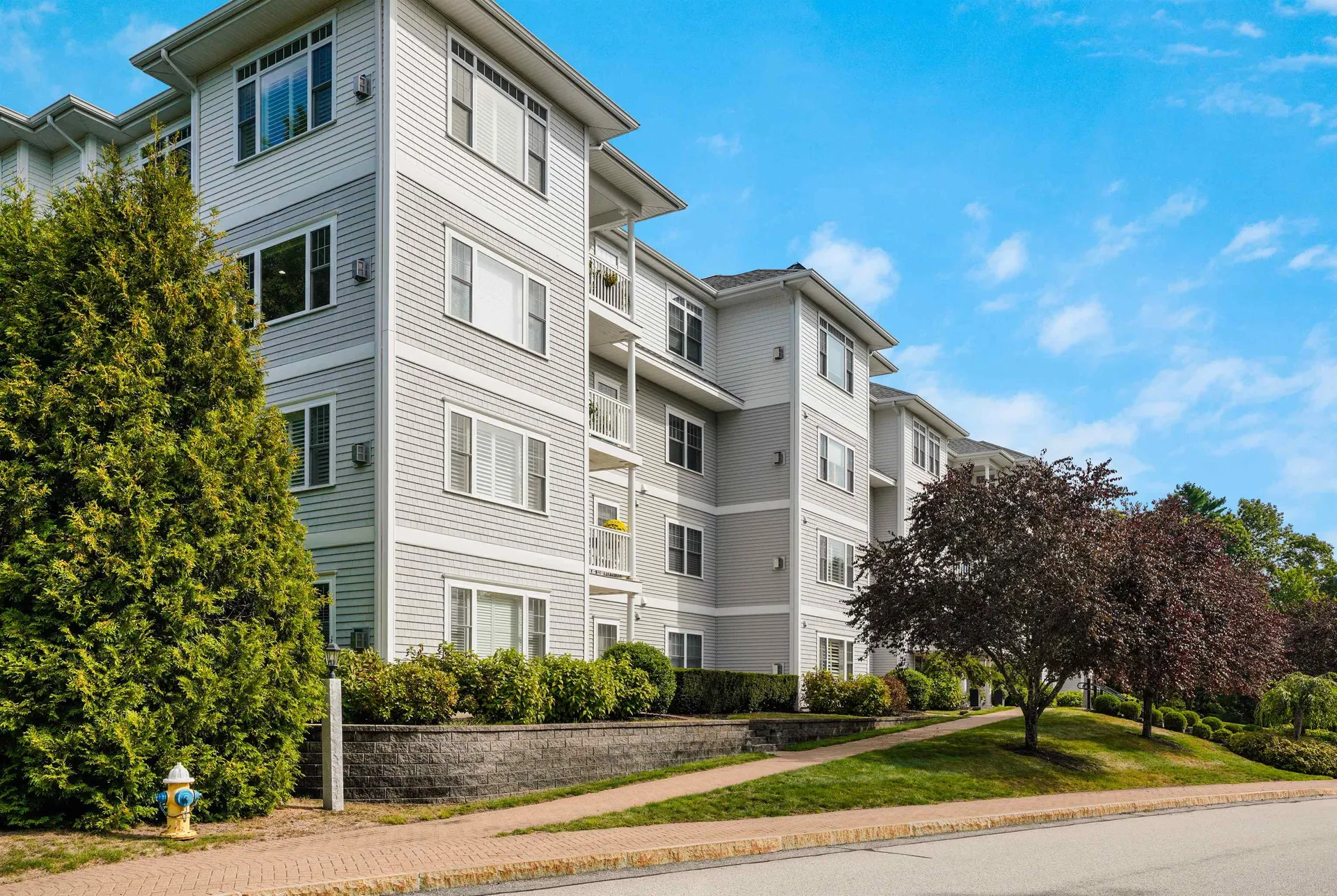 5 Sterling Hill Lane Exeter NH 03833