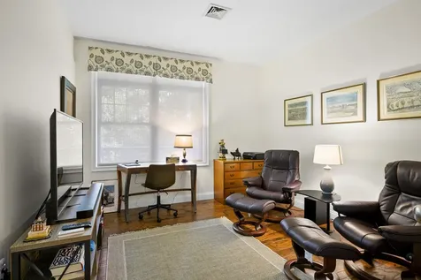 5 Sterling Hill Lane Exeter NH 03833