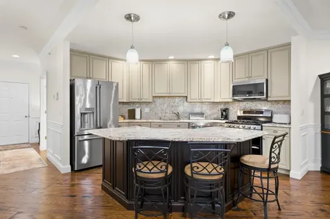 5 Sterling Hill Lane Exeter NH 03833