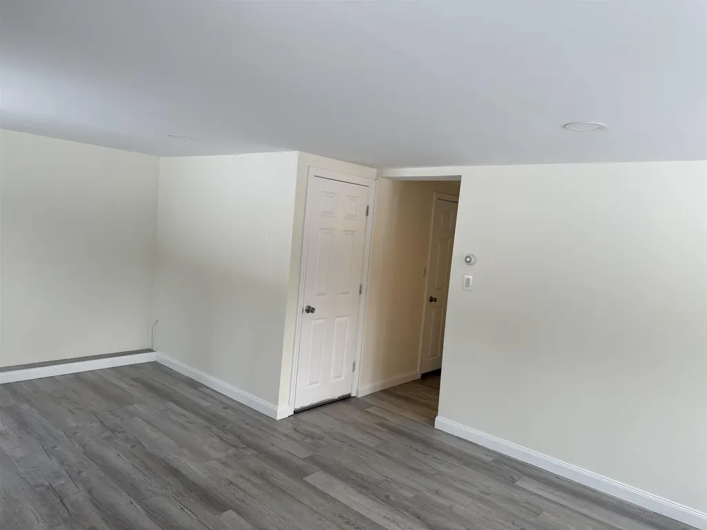 32 Forest Road Wolfeboro NH 03894