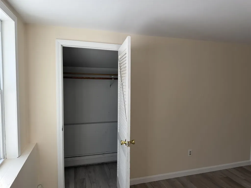 32 Forest Road Wolfeboro NH 03894