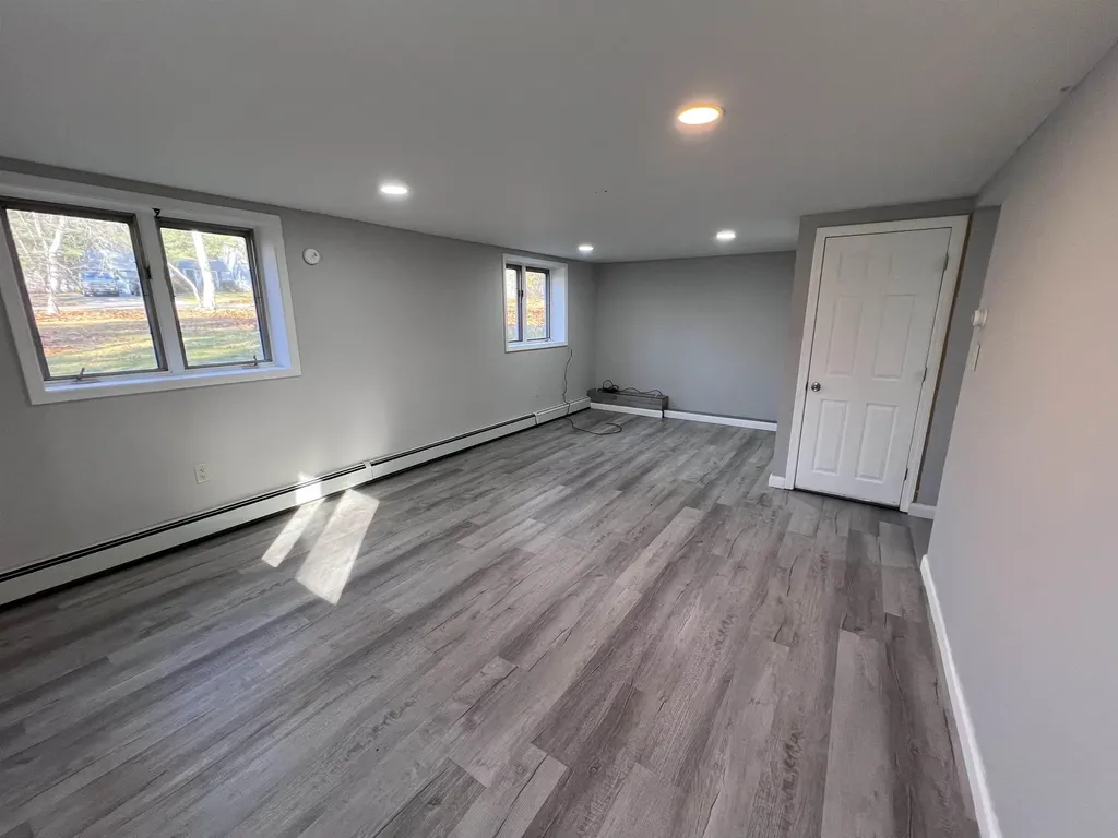 32 Forest Road Wolfeboro NH 03894