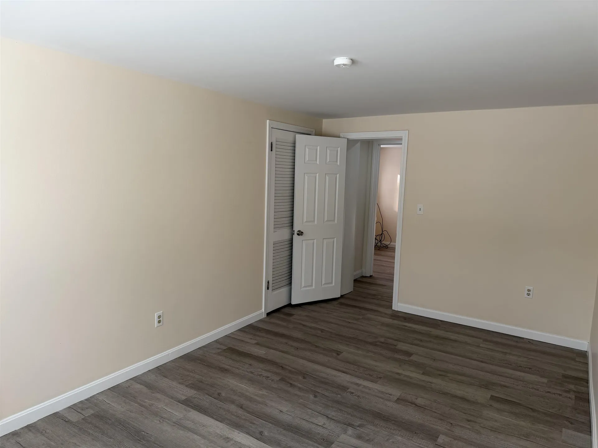 32 Forest Road Wolfeboro NH 03894