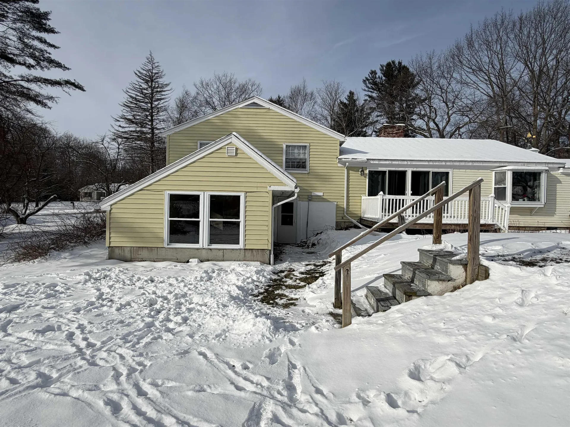 32 Forest Road Wolfeboro NH 03894