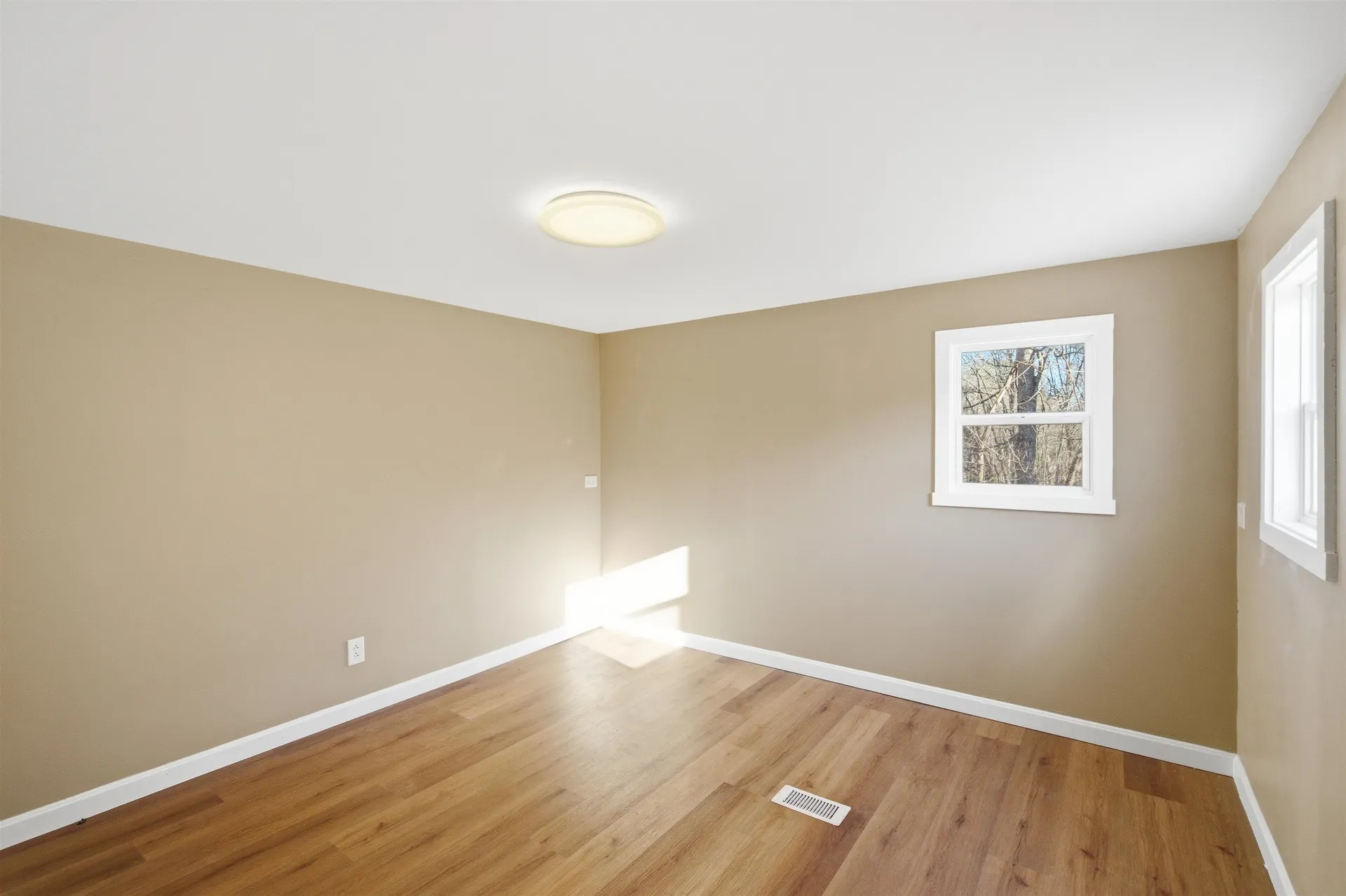 174 South Stark Highway Weare NH 03281