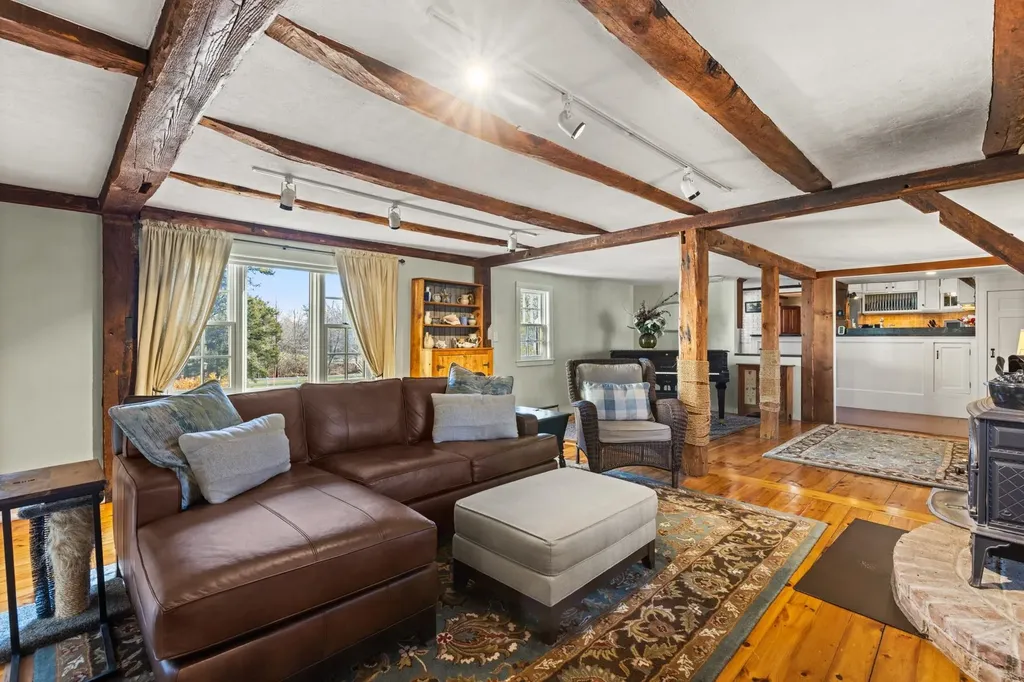 139 Atlantic Avenue North Hampton NH 03862