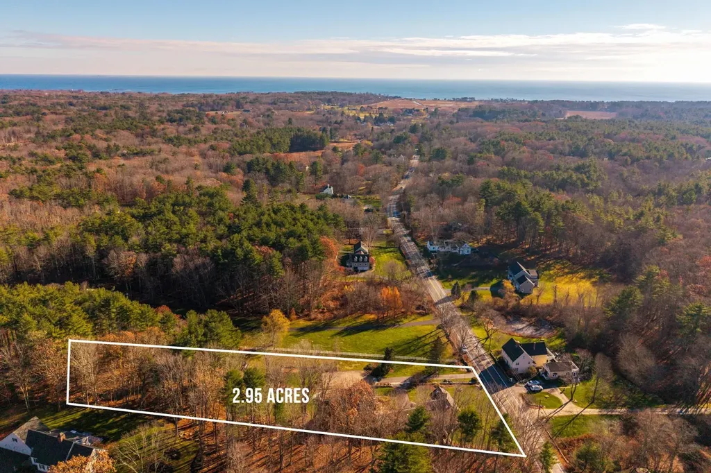 139 Atlantic Avenue North Hampton NH 03862