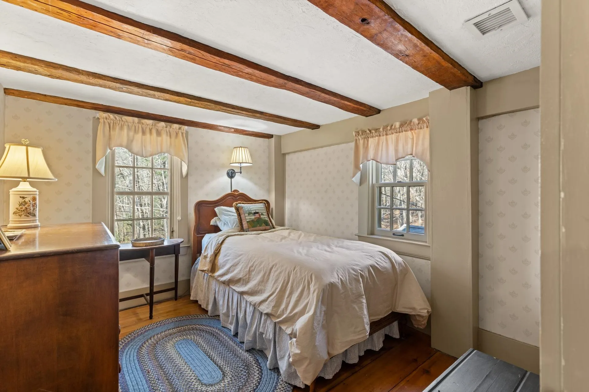 139 Atlantic Avenue North Hampton NH 03862