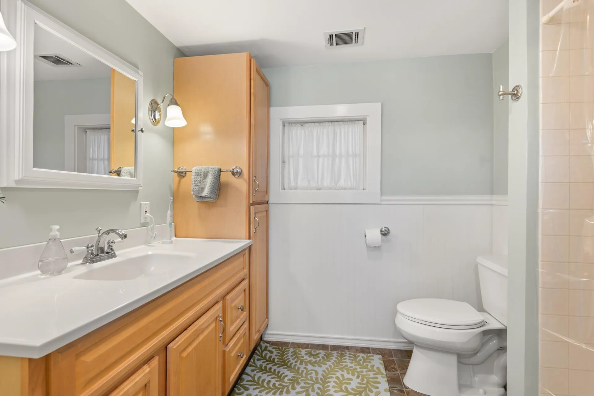 139 Atlantic Avenue North Hampton NH 03862