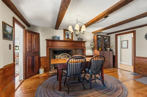 139 Atlantic Avenue North Hampton NH 03862