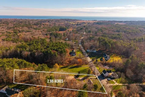 139 Atlantic Avenue North Hampton NH 03862