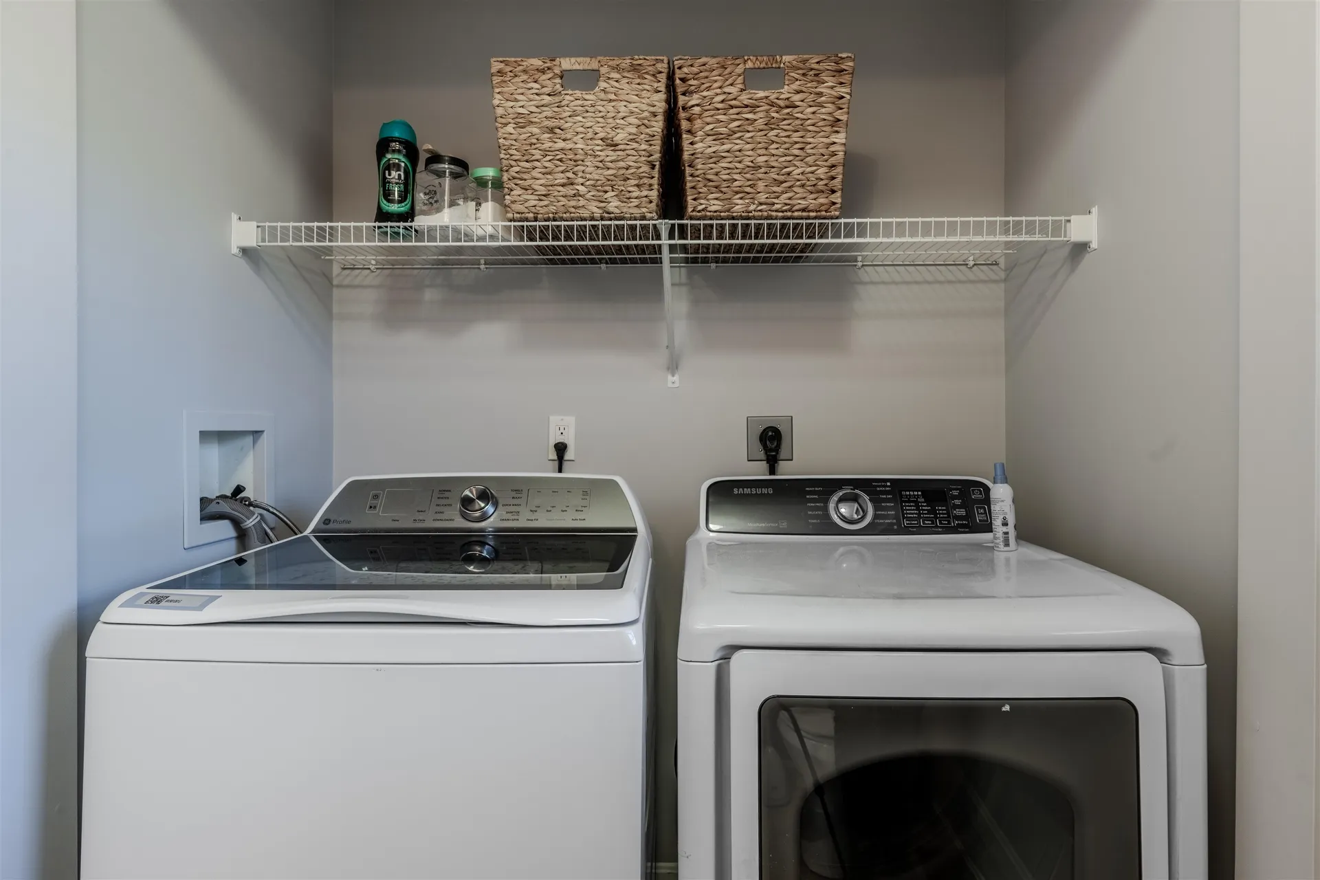 12 Forest Hill Way Manchester NH 03109