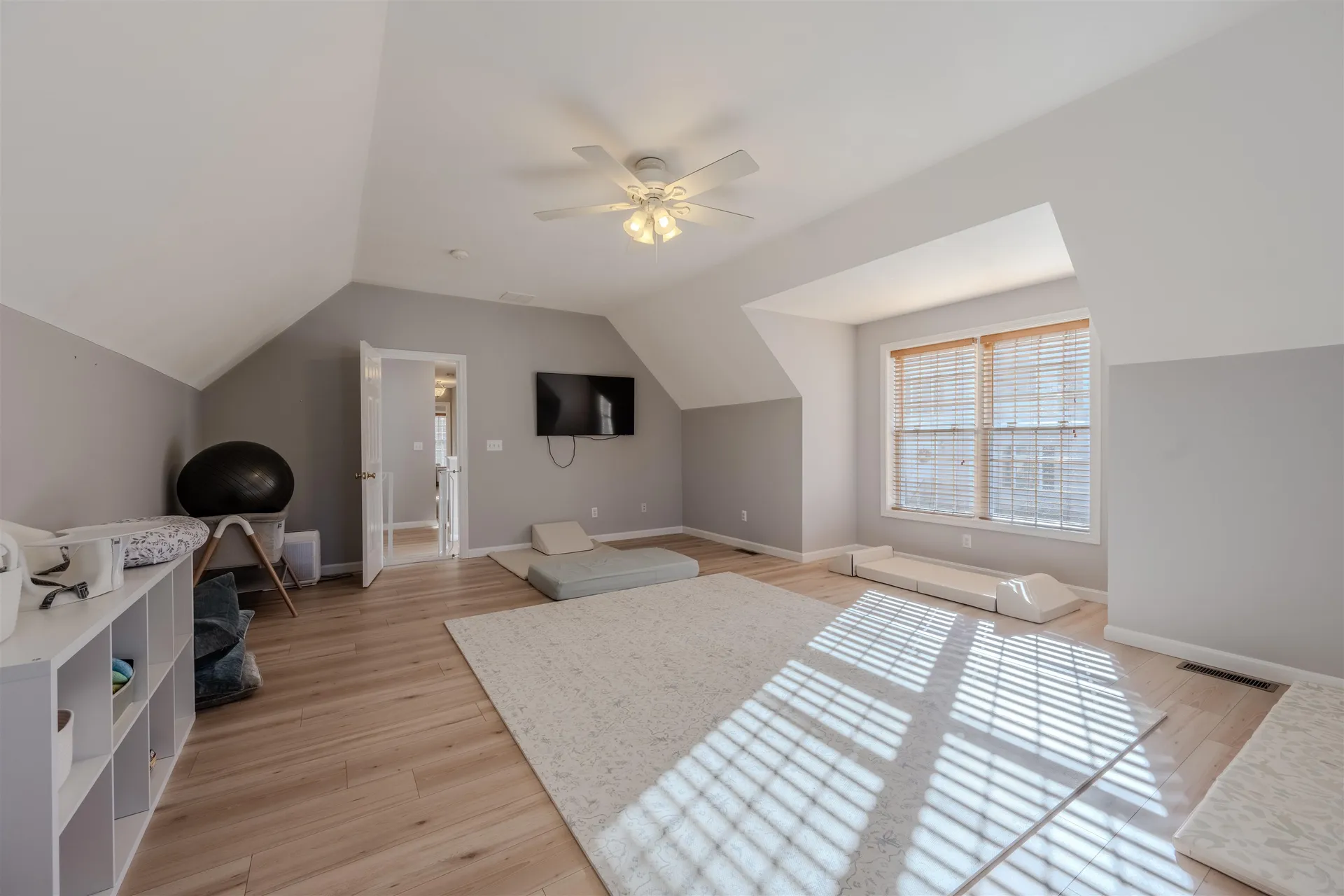 12 Forest Hill Way Manchester NH 03109