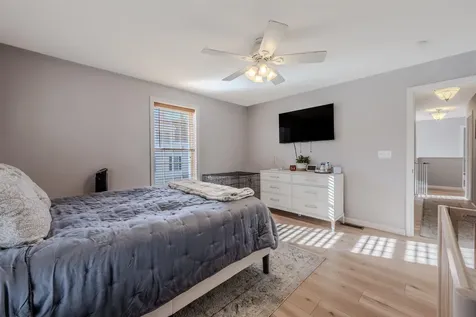 12 Forest Hill Way Manchester NH 03109