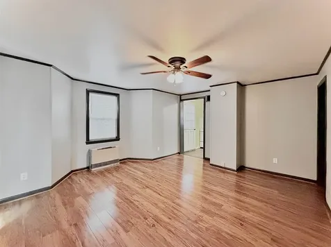 12 Holmes Street Nashua NH 03060