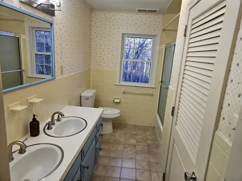 38 Piscataqua Road Dover NH 03820