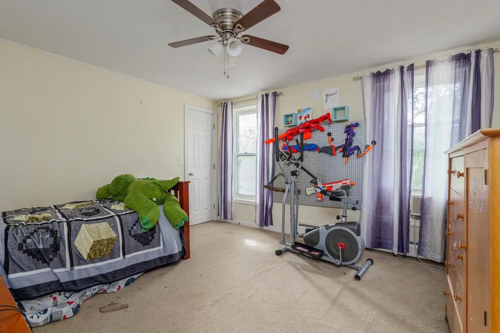 69 Long Hill Road Raymond NH 03077